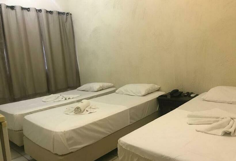 스탠다드 트리플 룸, Central Campo Grande