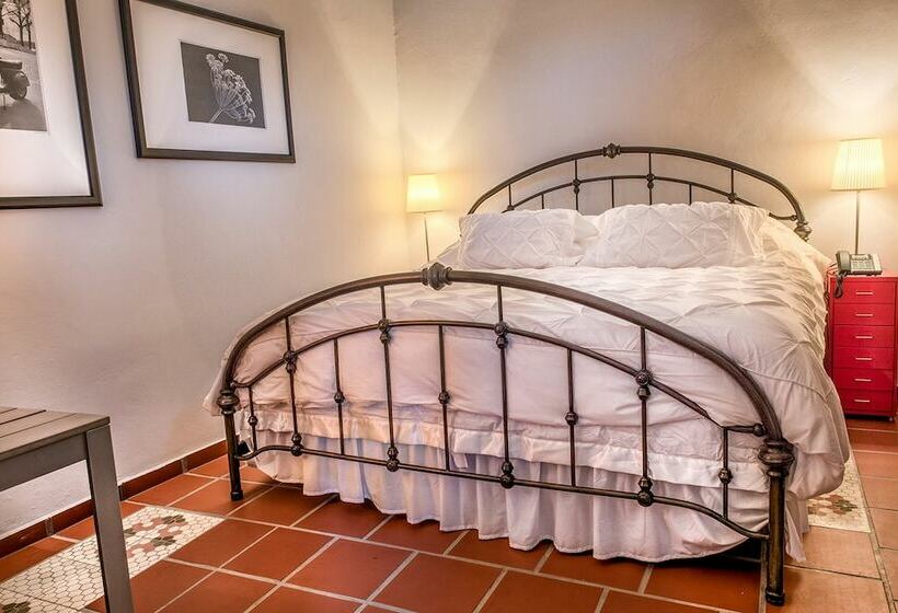 اتاق استاندارد, Colonial 154 H Boutique