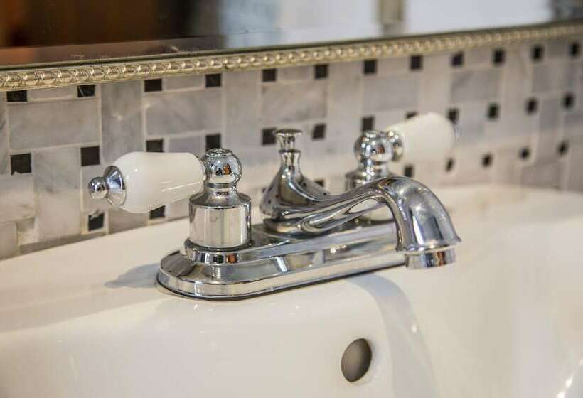 اتاق استاندارد, Colonial 154 H Boutique