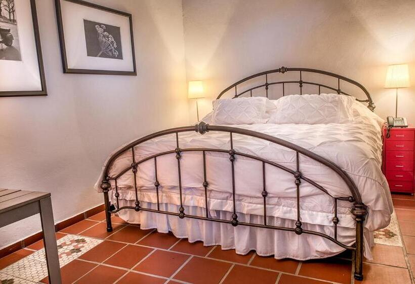 اتاق استاندارد, Colonial 154 H Boutique