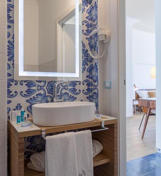 Номер Deluxe Вид на Море, Domus Maris Relais Boutique