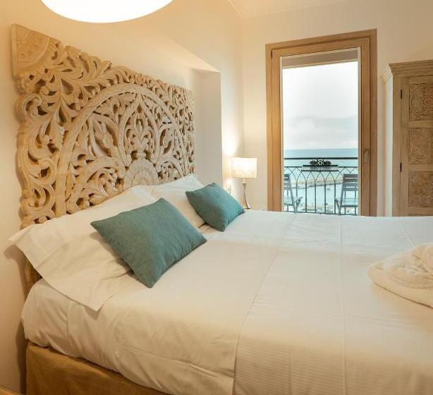 חדר דלוקס נוף לים, Domus Maris Relais Boutique