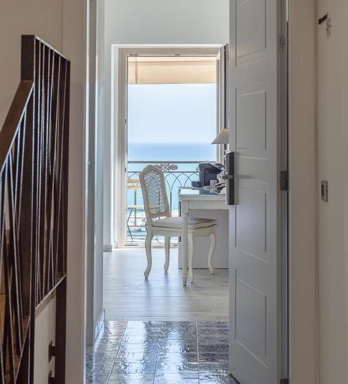 חדר דלוקס נוף לים, Domus Maris Relais Boutique