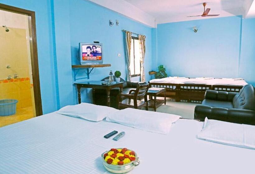 Номер Стандарт, Ganga Palace