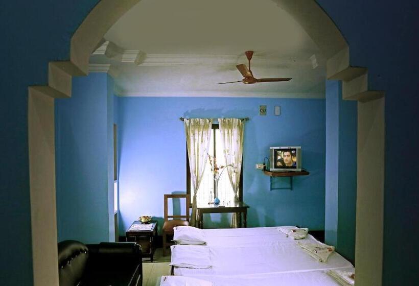 Номер Стандарт Трехместный, Ganga Palace