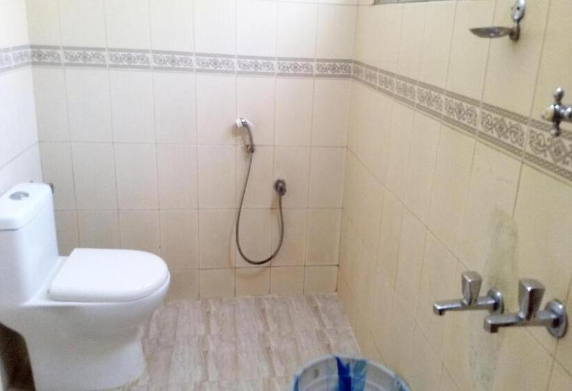 Standard Triple Room, Ganga Palace