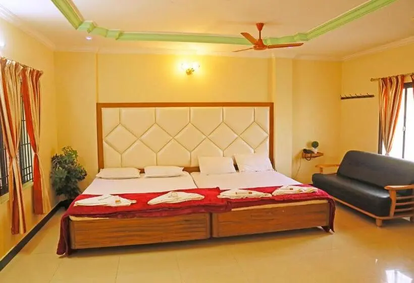 スタンダード４人部屋, Ganga Palace