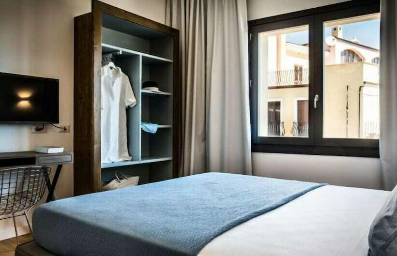 اتاق راحتی, Teku Sardinia Boutique