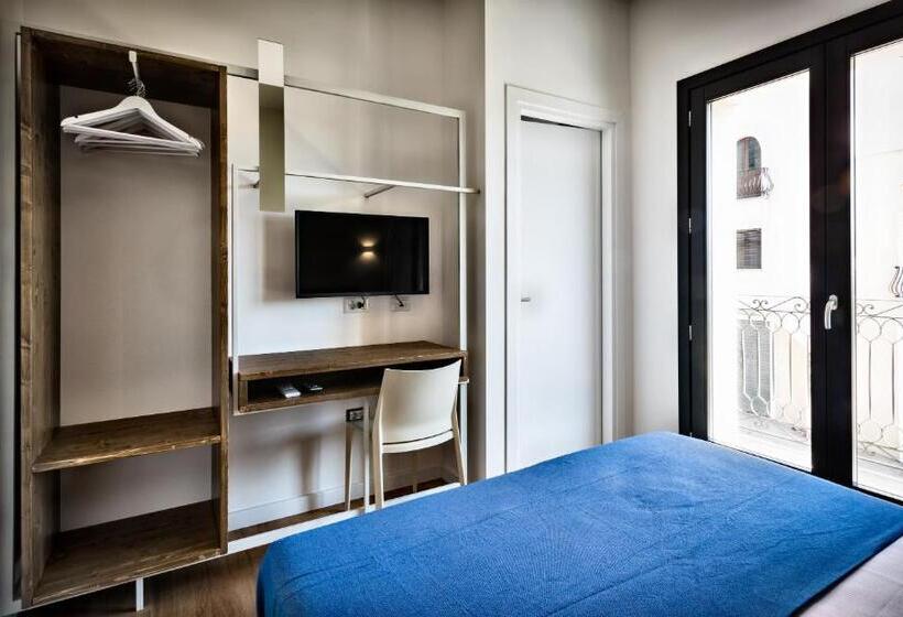 اتاق کلاسیک, Teku Sardinia Boutique