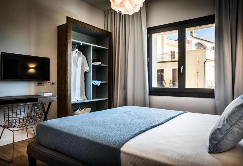 اتاق راحتی سه تخته, Teku Sardinia Boutique