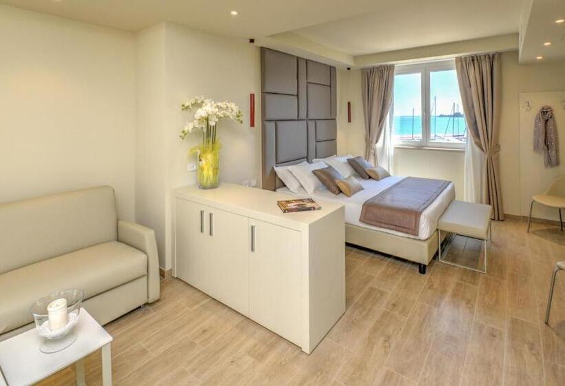 Полулюкс, Villa Garuti