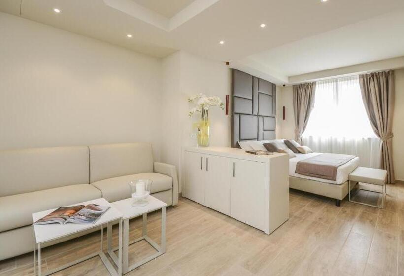 Полулюкс, Villa Garuti