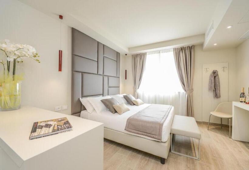 Полулюкс, Villa Garuti