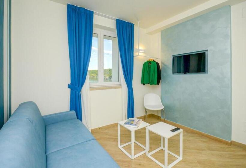 Люкс Кровать Кинг, Villa Garuti