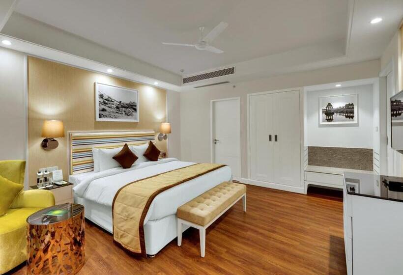 标准间, Amanora The Fern Hotels & Club