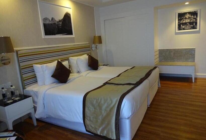 带花园景观高级房间, Amanora The Fern Hotels & Club