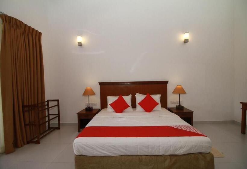 발코니 디럭스 룸, Garden Beach Hotel Kalutara