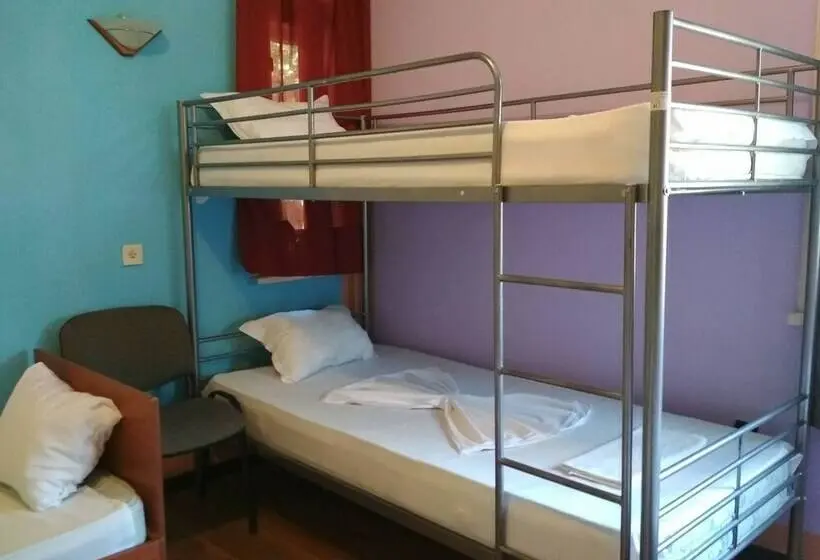 تختخواب در اتاق مشترک, Hostel Compass Burgas