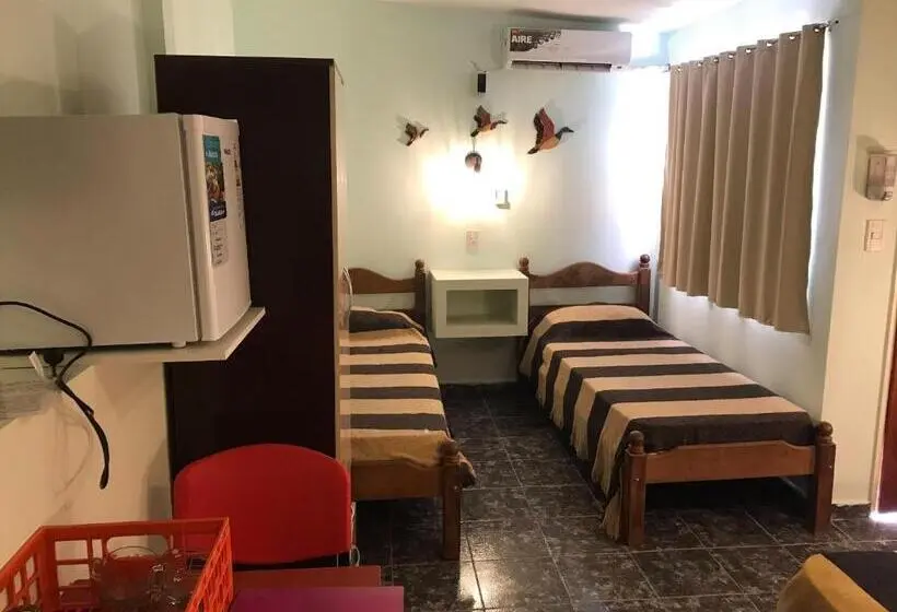 スタンダード４人部屋, Apart Eva Luna Departamentos Y Habitaciones Con Baño Privado