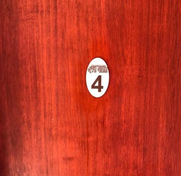 4인용 스탠다드 룸, Apart Eva Luna Departamentos Y Habitaciones Con Baño Privado