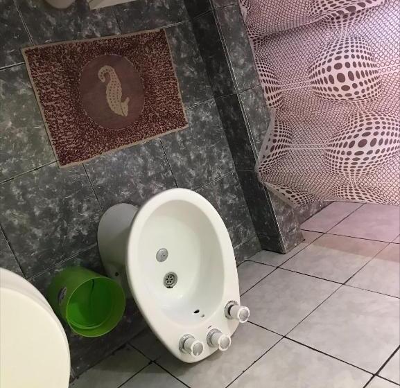 베이직 3인 룸, Apart Eva Luna Departamentos Y Habitaciones Con Baño Privado