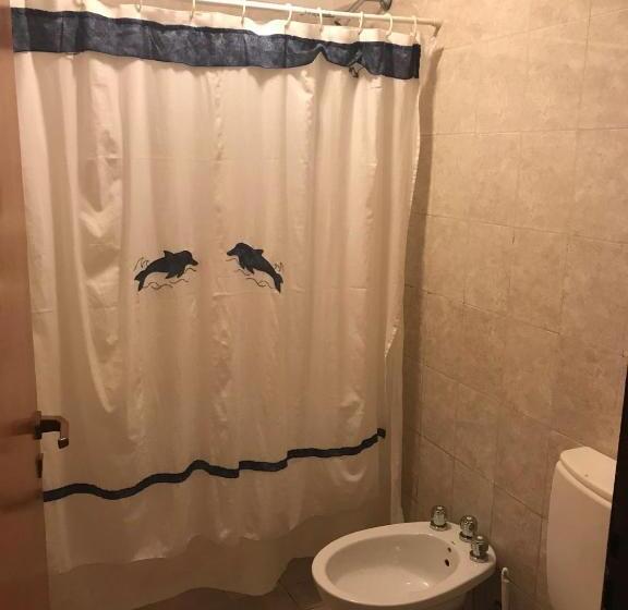 베이직 3인 룸, Apart Eva Luna Departamentos Y Habitaciones Con Baño Privado