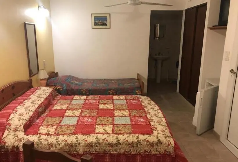 ベーシックトリプルルーム, Apart Eva Luna Departamentos Y Habitaciones Con Baño Privado