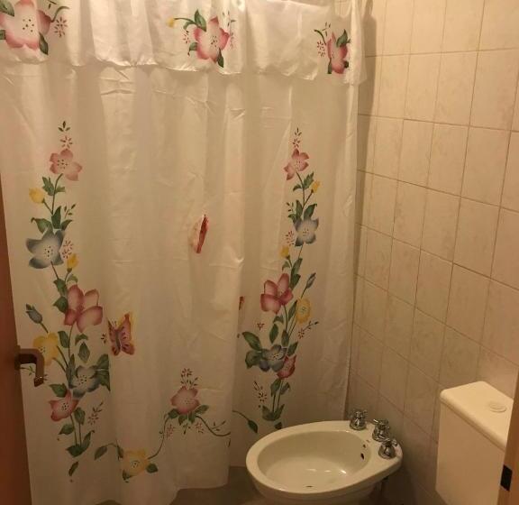 베이직 3인 룸, Apart Eva Luna Departamentos Y Habitaciones Con Baño Privado