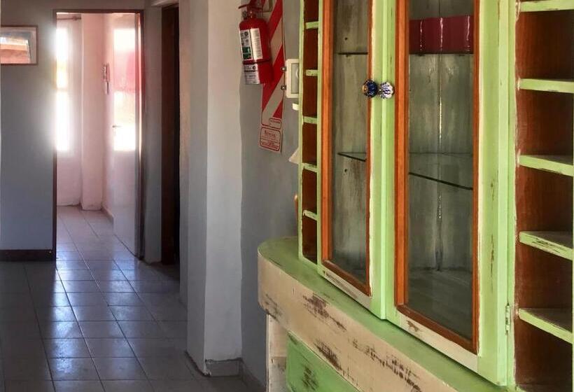 침실 1개 아파트, Apart Eva Luna Departamentos Y Habitaciones Con Baño Privado