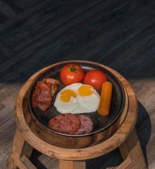 ویلای 1 خوابه, Iron32