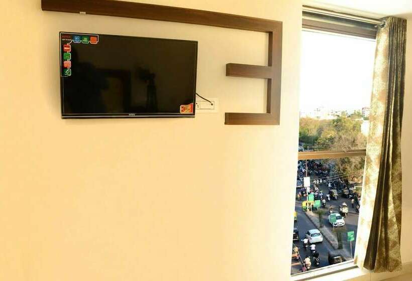 Standardrum, Lime Tree