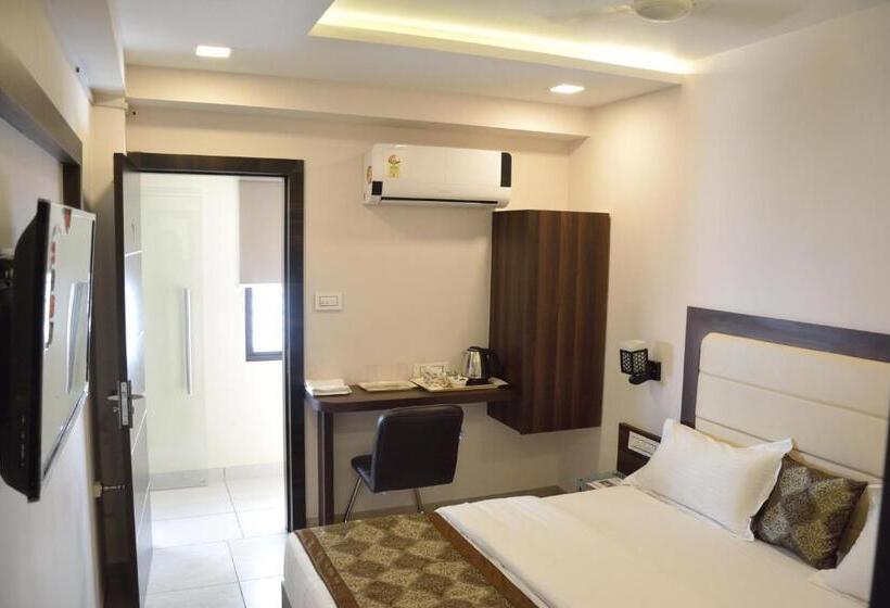 Standardrum, Lime Tree