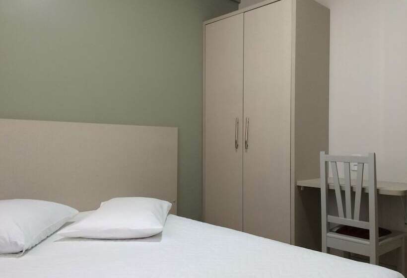 スタンダードルーム, Regente