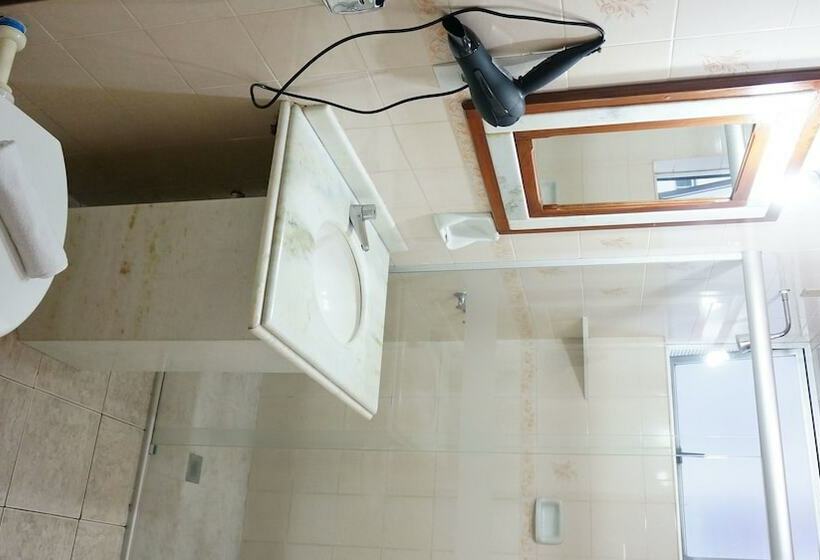 デラックスルーム, Regente