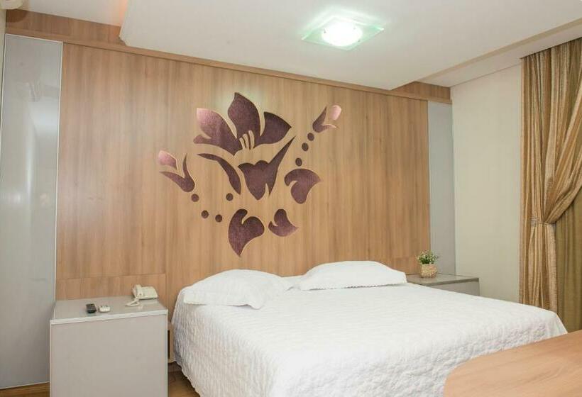 جناح مزود بجاكوزى, Regente