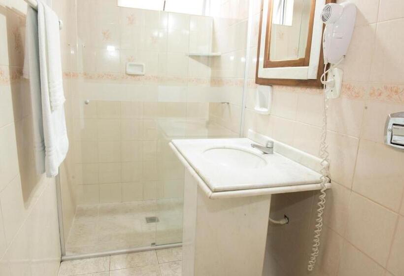 デラックスルーム, Regente