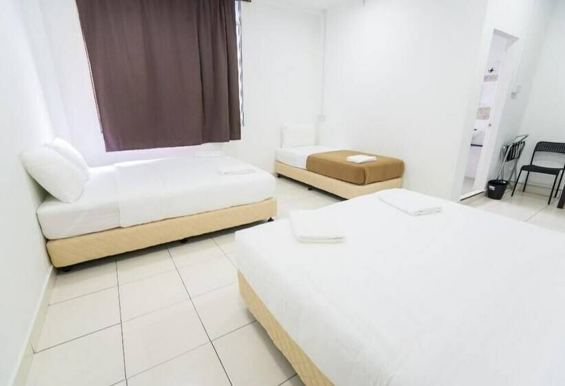 غرفة عائلية, The Valai