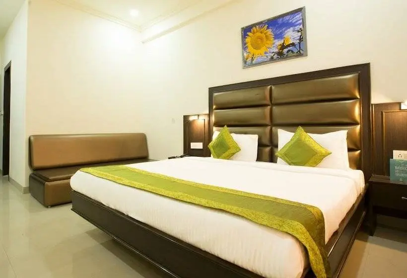 Deluxe-huone, Treebo Dee Intercontinental Amritsar