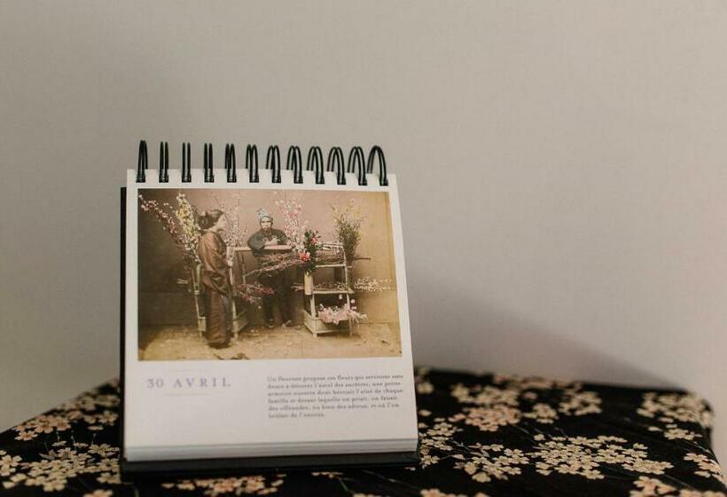 سرير فى غرفة مشتركه, Nami House