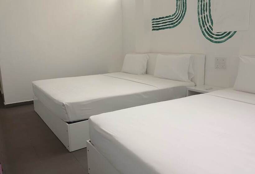 Семейный Номер, City Beds Negombo