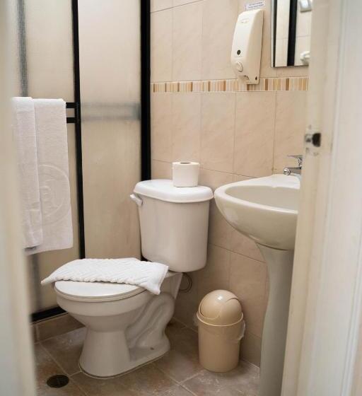 اتاق استاندارد سه نفره, Plaza Ca