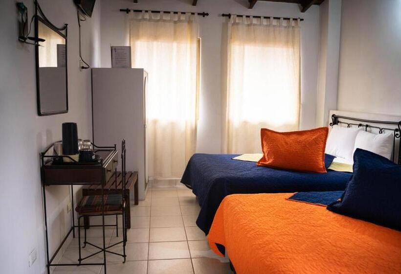 اتاق استاندارد با 2 تخت دوبل, Plaza Ca