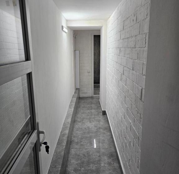 استودیوی استاندارد, Rose Studio