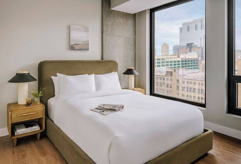 2 Bedrooms Apartment City View, Sonder At North Loop Green