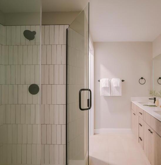 2 Bedrooms Apartment City View, Sonder At North Loop Green