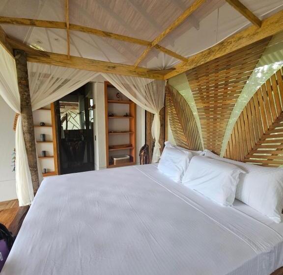 バルコニー付きスタンダードルーム, Buru Nature