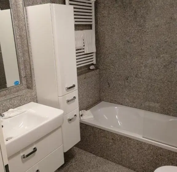 آپارتمان 1 خوابه با بالکن, Domus