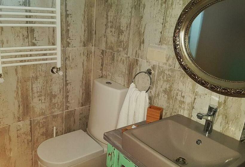 חדר אקונומי, Belizi