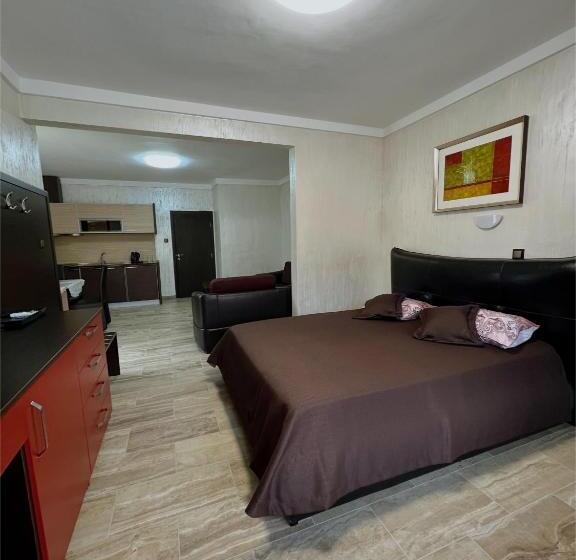 דירת חדר, Family Hotel Paradise