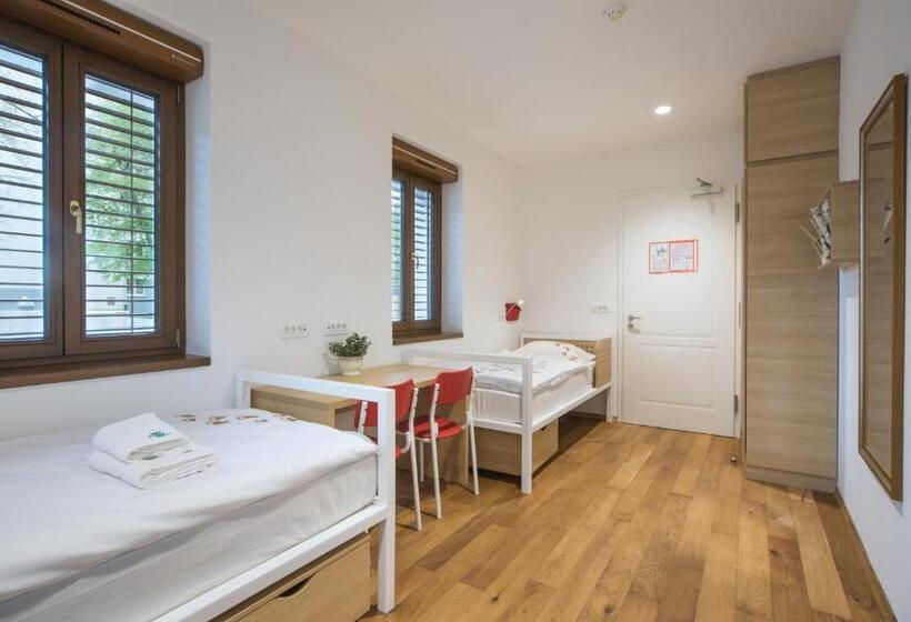 اتاق استاندارد برای معلولان, Hostel Bearlog Kočevje